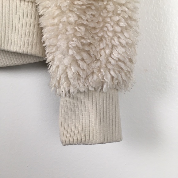 Zara Trf Mock Neck Zip Up Long Sleeve Eyelash Sherpa Jacket in Cream - Picture 6 of 11